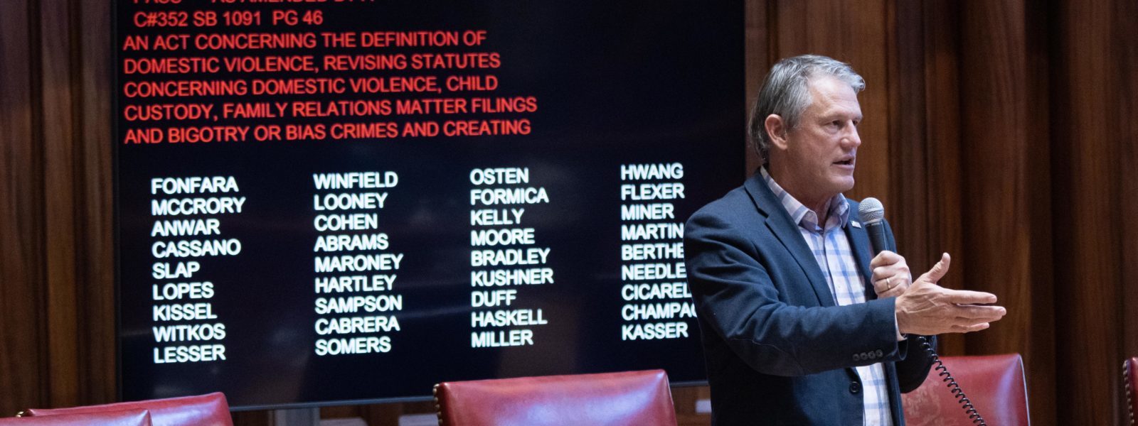 Senator Witkos Votes in Support of Expanded Domestic Violence Proposal
